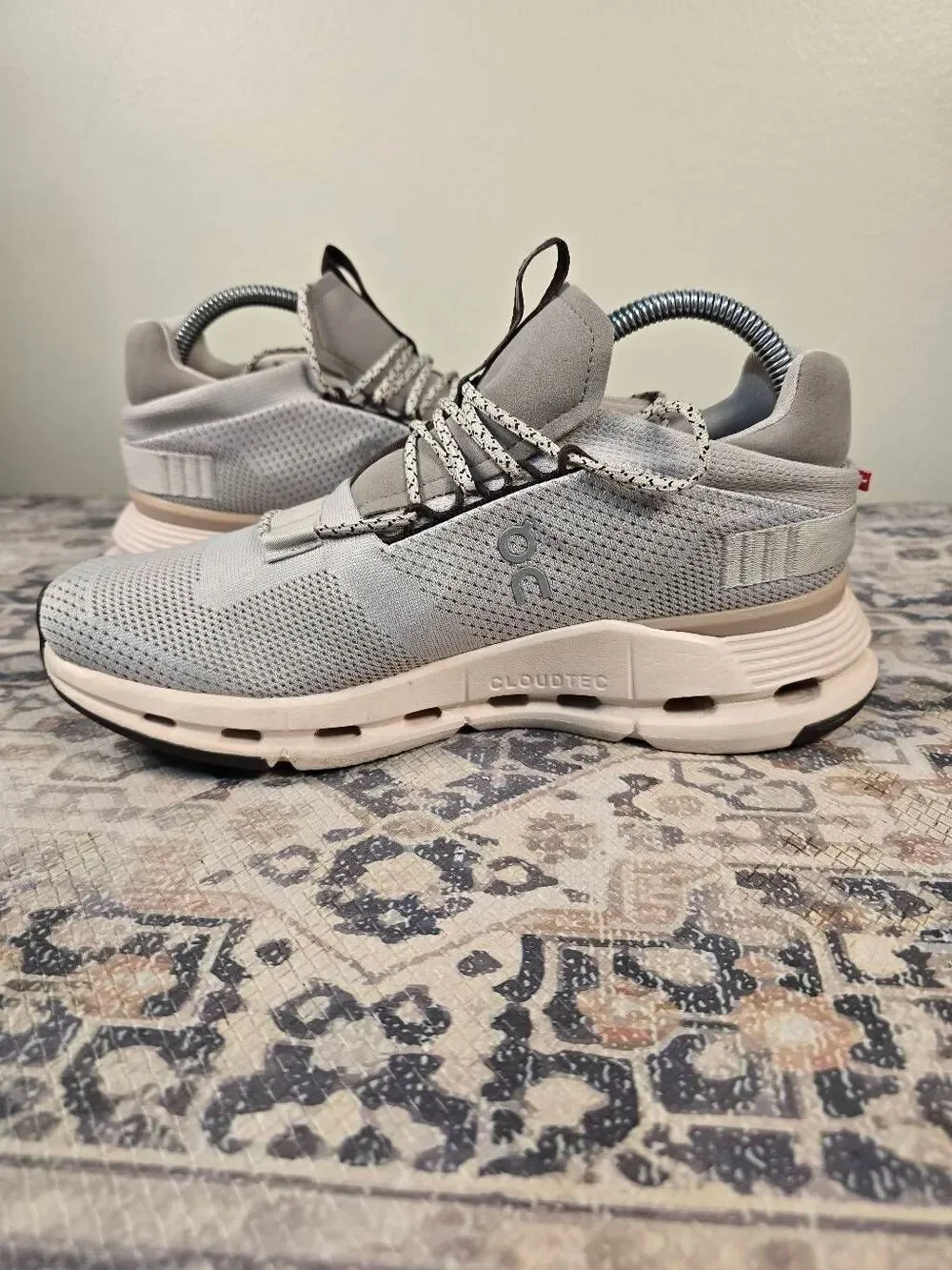 On Cloudnova Pearl White Women's Running Shoes Size 9